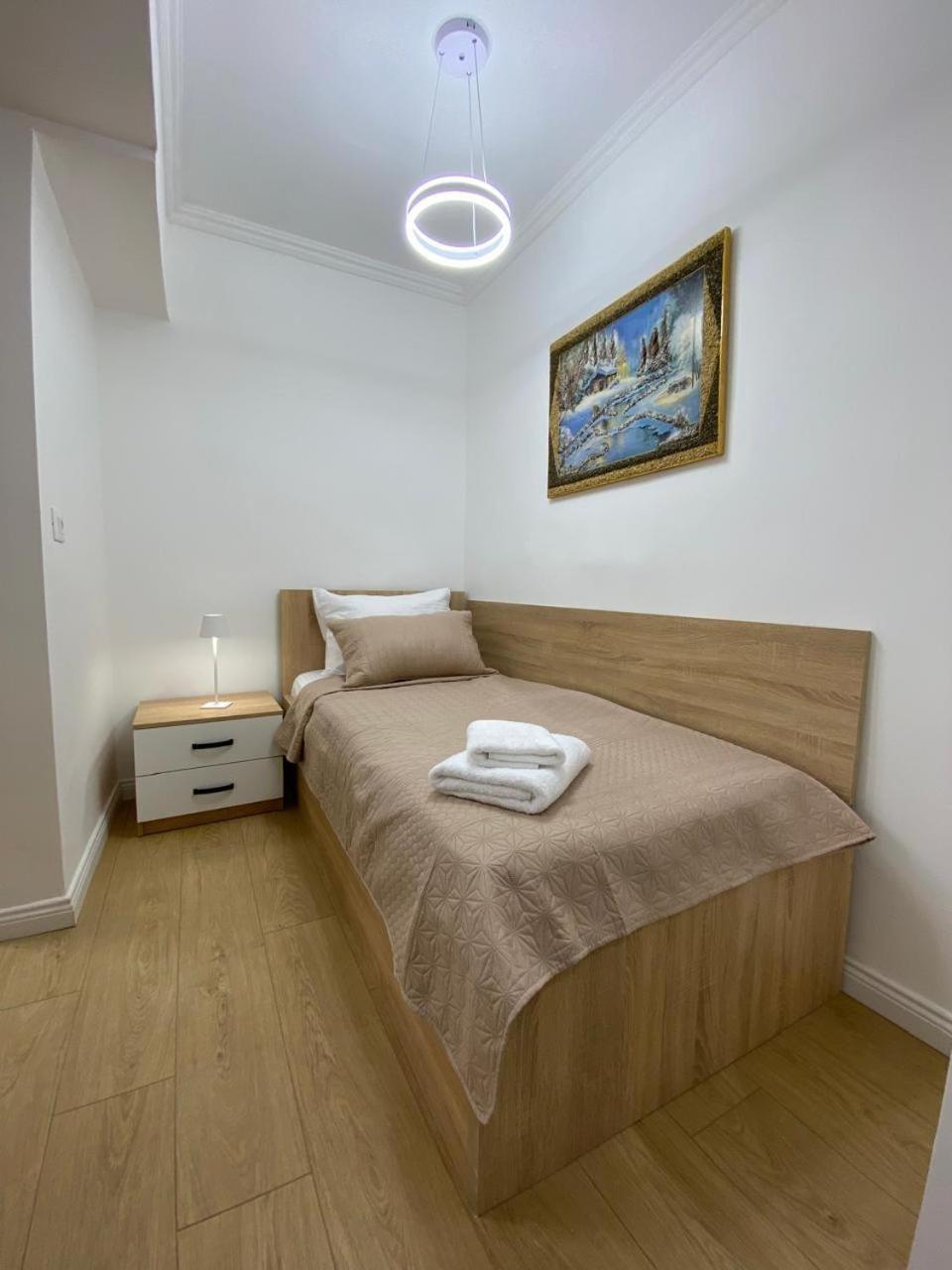 Tirana Apartment Екстер'єр фото